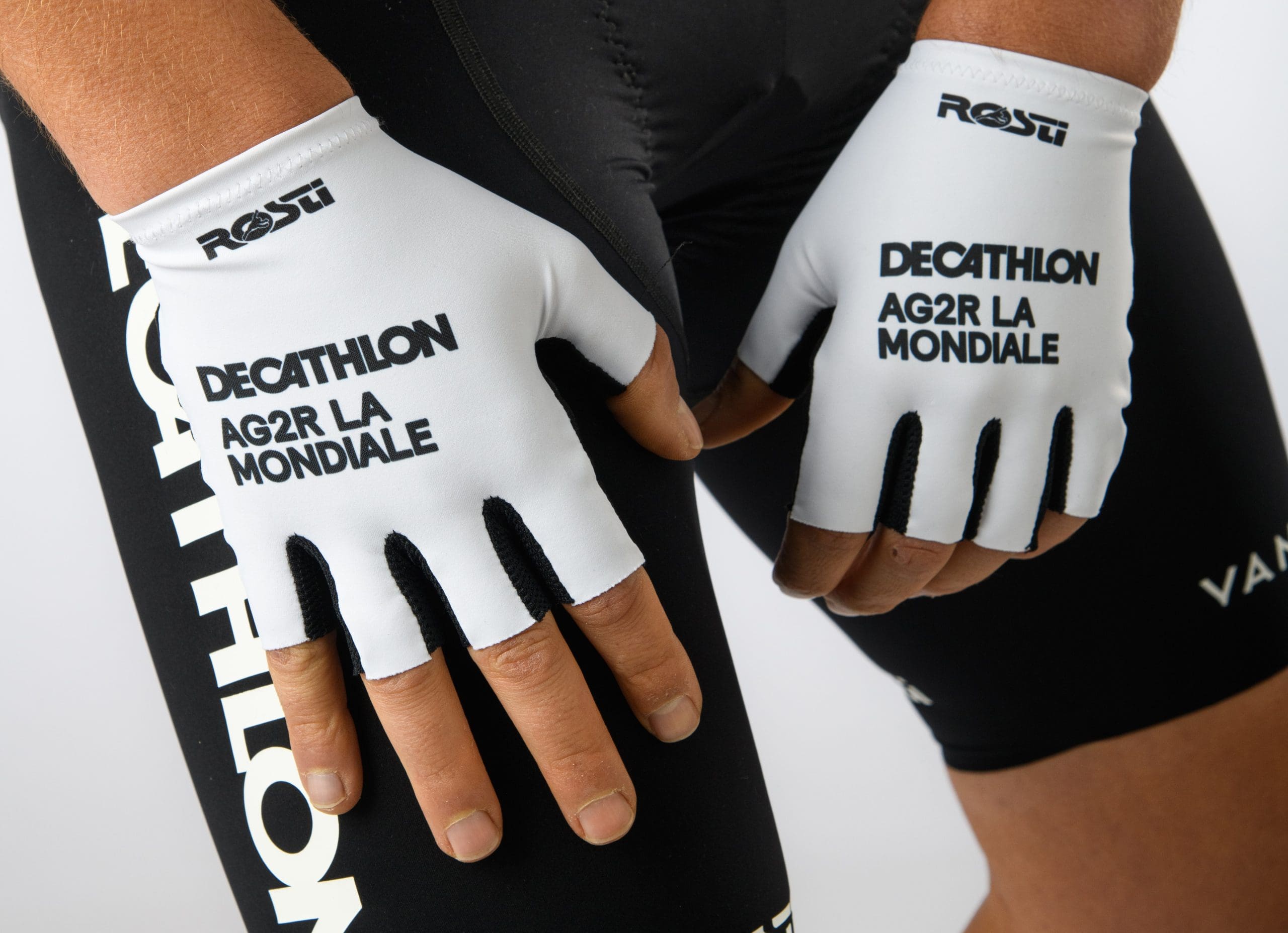 OFFICIAL 2024 short gloves